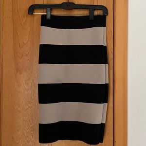 BCBG striped fitted skirt